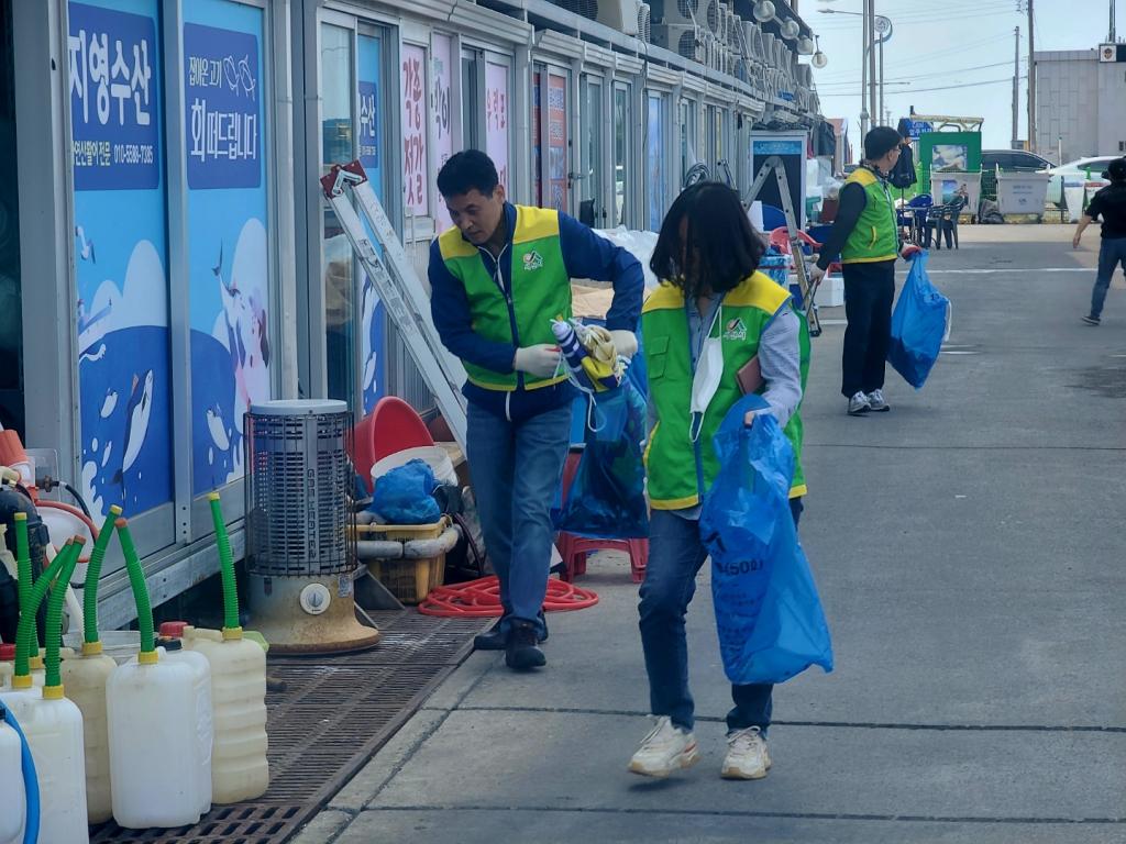 기업과 함께하는 환경사랑 트레킹 사진 005.jpg