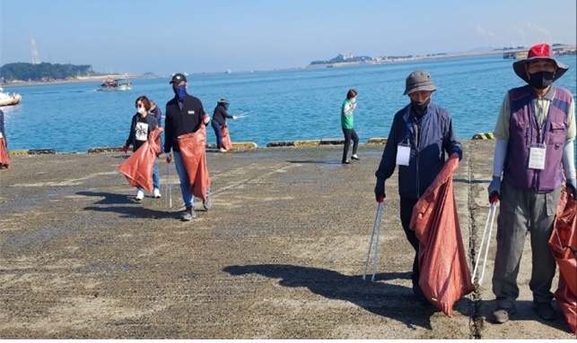 한국해양구조협회와 함께하는 수중정화 활동 002.jpg